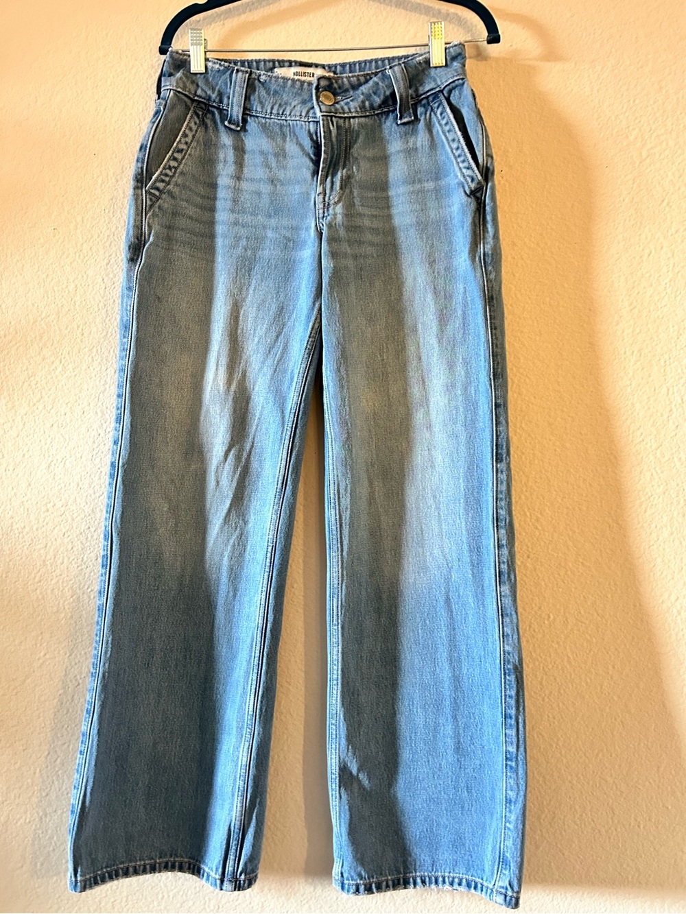 Hollister Light Blue Low-Rise Baggy Jeans